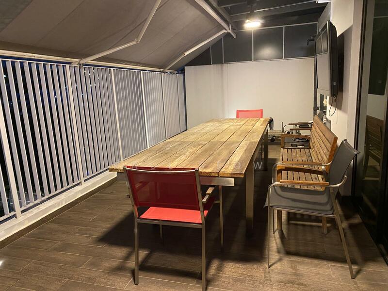 Upper Floor Terrace (15m x 3.3m)