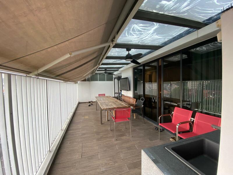 Upper Floor Terrace (15m x 3.3m)