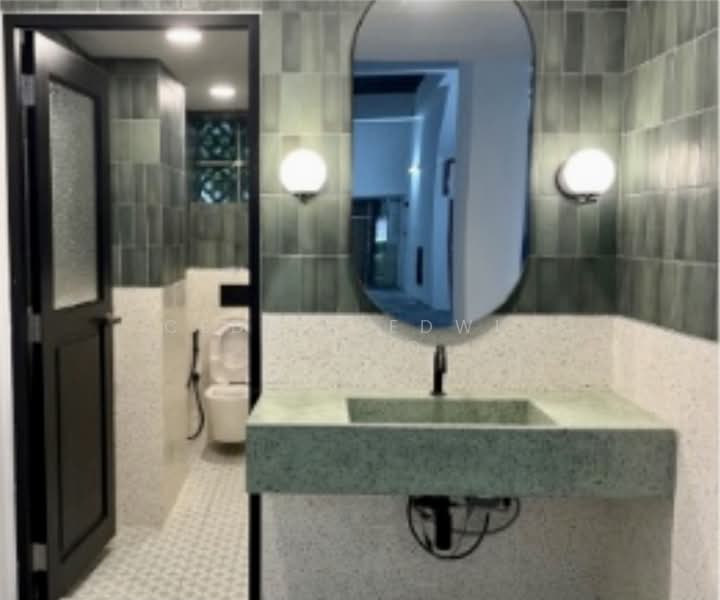 BOAT QUAY CONSERVATION AREA, 63 Boat Quay, Boat Quay / Raffles Place / Marina, 1,410 sqft, Food & Beverage For Rent, by Cedric Edwin Pinto, 25545878 - Washroom - CommercialGuru.com.sg