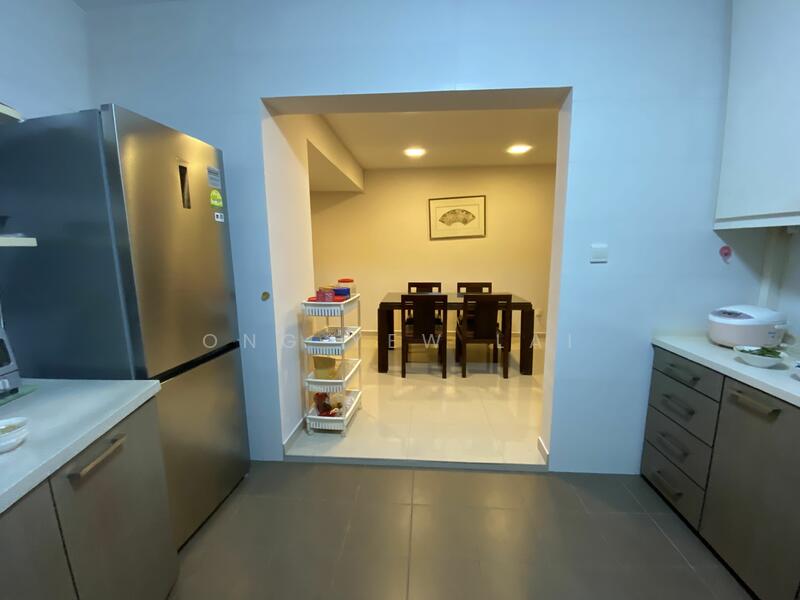 Pine Grove, 1N Pine Grove, 5 Bedrooms, 1,668 sqft, Condominium For Rent, by Ong Yew Lai, 25546757 - PropertyGuru.com.sg