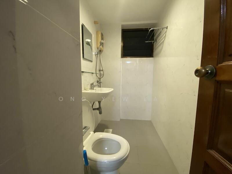 Pine Grove, 1N Pine Grove, 5 Bedrooms, 1,668 sqft, Condominium For Rent, by Ong Yew Lai, 25546757 - PropertyGuru.com.sg