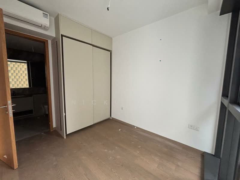 Penrose, 30 Sims Drive, 2 Bedrooms, 710 sqft, Condominium For Rent, by Nicki Goh, 25546998 - Master Bedroom - PropertyGuru.com.sg