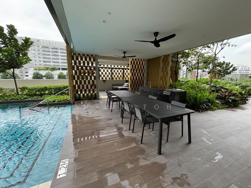 Penrose, 22 Sims Drive, 2 Bedrooms, 646 sqft, Apartment For Rent, by Shawn Toh, 25547170 - PropertyGuru.com.sg