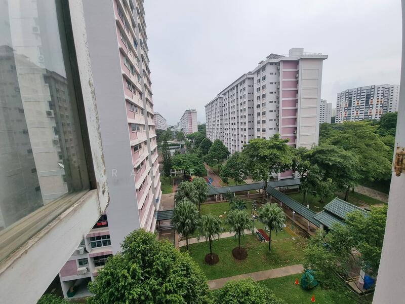 For Sale - 98 Bedok North Avenue 4