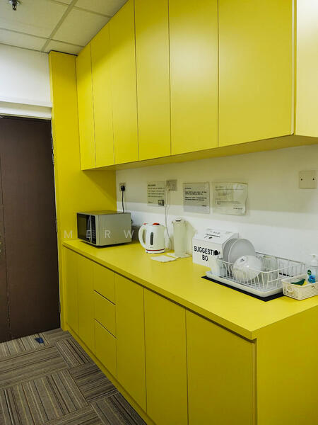 EPL Building, 1100 Lower Delta Road, Alexandra / Commonwealth, 210 sqft, Light Industrial (B1) For Rent, by Merwin Tan, 25547358 - Kitchen - CommercialGuru.com.sg