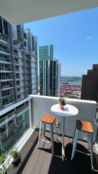 Lumiere, 2 Mistri Road, Chinatown / Tanjong Pagar, 1 Bedroom, 624 sqft, Apartment For Sale, by Lynn Tham, 25547371 - Balcony with Pano view - PropertyGuru.com.sg