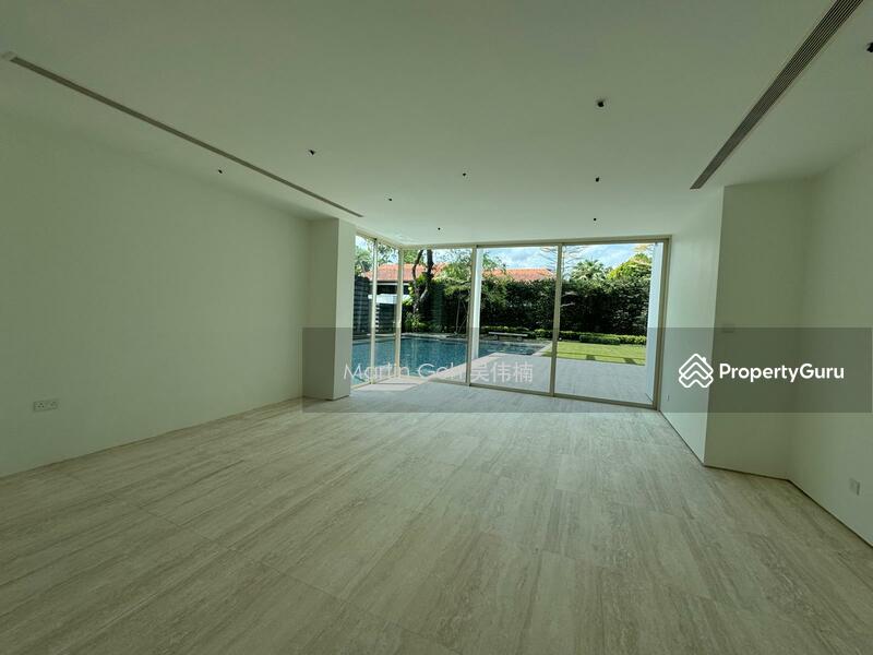 For Sale - ✧ New Listing, 100% Move-in Condition ✧ Famous Architect ☎️MARTIN 9320.20.20
