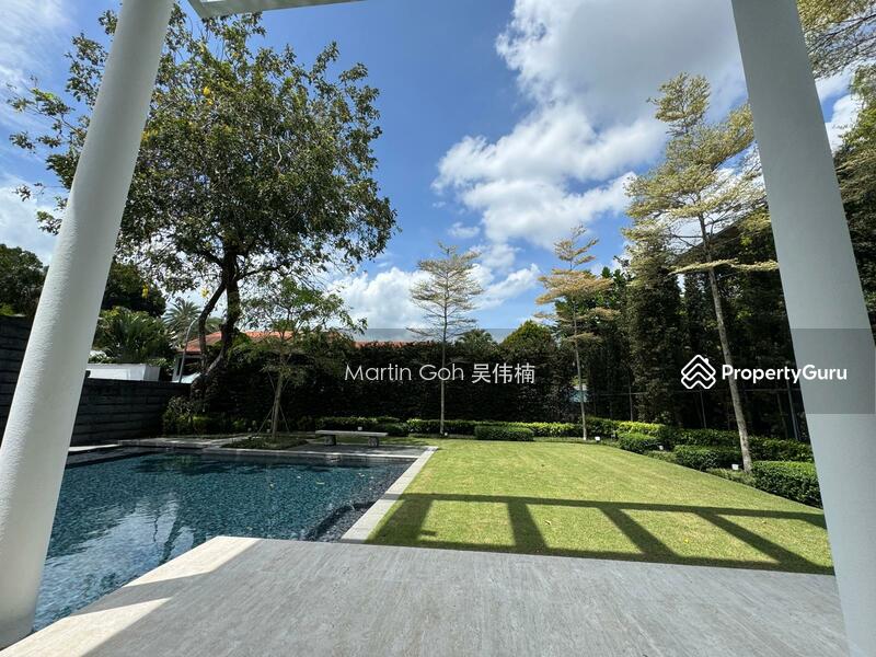 For Sale - ✧ New Listing, 100% Move-in Condition ✧ Famous Architect ☎️MARTIN 9320.20.20