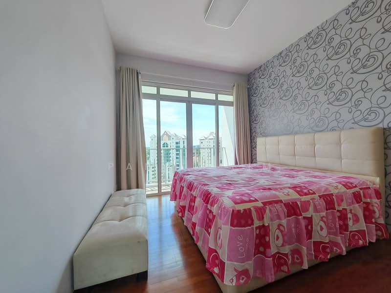 The Metropolitan Condominium, 6 Alexandra View, 2 Bedrooms, 721 sqft, Condominium For Rent, by Pamela Lim, 25547612 - Master Bedroom - PropertyGuru.com.sg