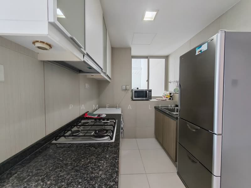 The Metropolitan Condominium, 6 Alexandra View, 2 Bedrooms, 721 sqft, Condominium For Rent, by Pamela Lim, 25547612 - Kitchen - PropertyGuru.com.sg