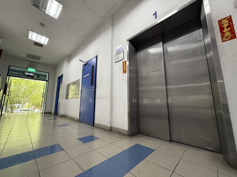 Woodlands Industrial Park E1, 6 Woodlands Industrial Park E1, 660 sqft, Factory / Workshop (B2) For Rent, by Allan Chong, 25547698 - Corridor - CommercialGuru.com.sg