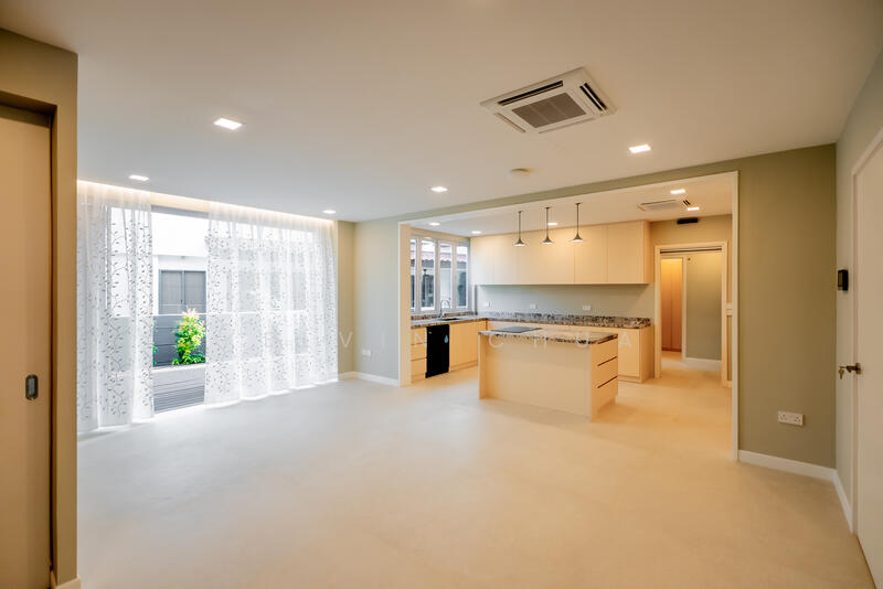 Dining Hall & Dry Kitchen