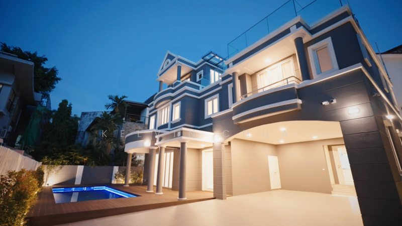 For Sale - ⭐️CHEAP⭐️ New Bungalow Telok Kurau District 15