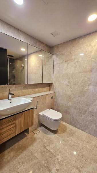 Pullman Residences, 18 Dunearn Road, Newton / Novena, 2 Bedrooms, 667 sqft, Condominium For Rent, by Lynn Lee  金玲, 25548295 - Bathroom - PropertyGuru.com.sg