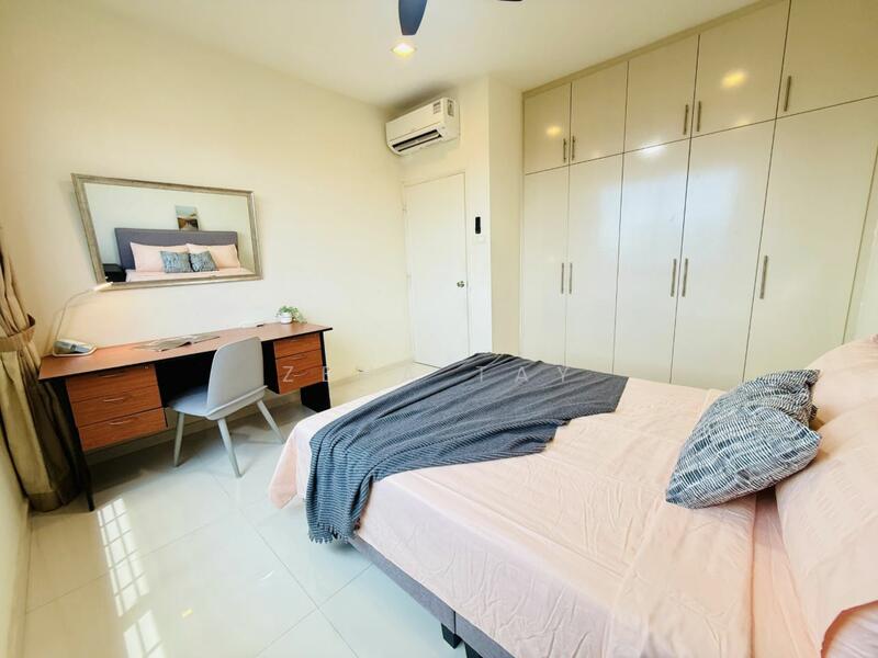 Botanic Gardens View, 19 Taman Serasi, Room Rental, 150 sqft, Apartment For Rent, by Zena Tay, 25548301 - PropertyGuru.com.sg