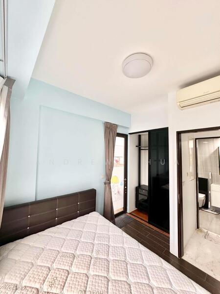 Pavilion Square Condominium For Sale at S$ 700,000 | PropertyGuru Singapore - Bedroom