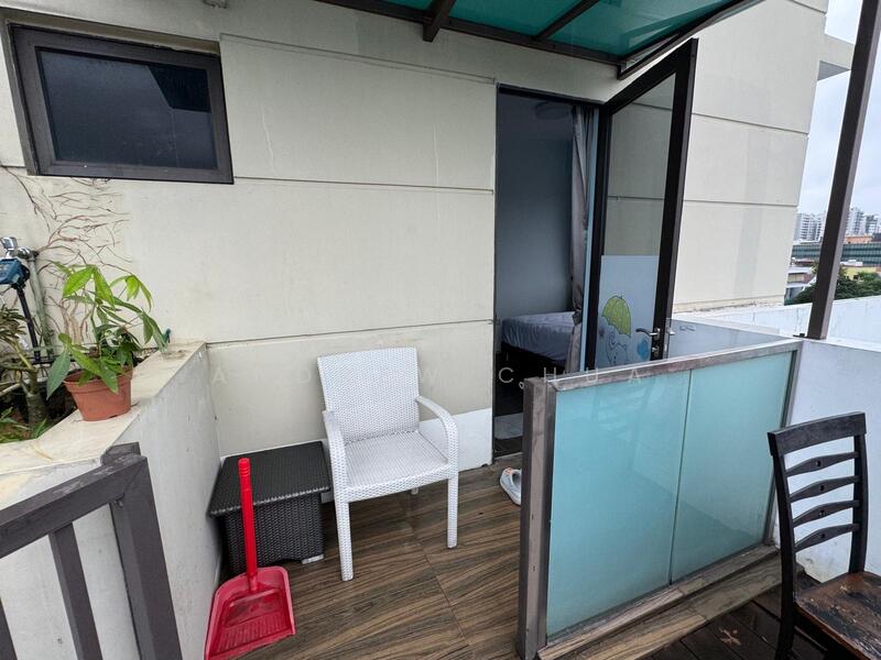 Pavilion Square Condominium For Sale at S$ 700,000 | PropertyGuru Singapore