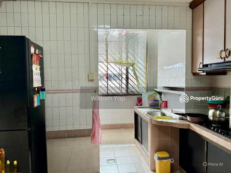 For Sale - 435 Hougang Avenue 8