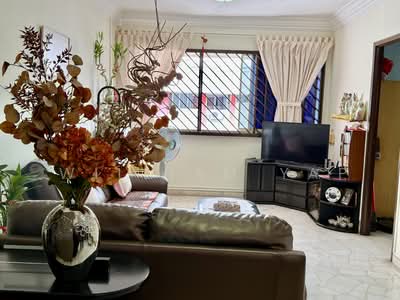 For Sale - 435 Hougang Avenue 8