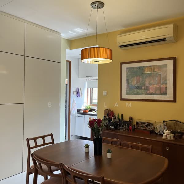Radix, 18 Jalan Wakaff, 3 Bedrooms, 1,528 sqft, Condominium For Sale, by Bond Lam, 25548777 - Dining Room - PropertyGuru.com.sg