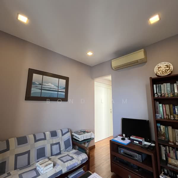 Radix, 18 Jalan Wakaff, 3 Bedrooms, 1,528 sqft, Condominium For Sale, by Bond Lam, 25548777 - Bedroom - PropertyGuru.com.sg