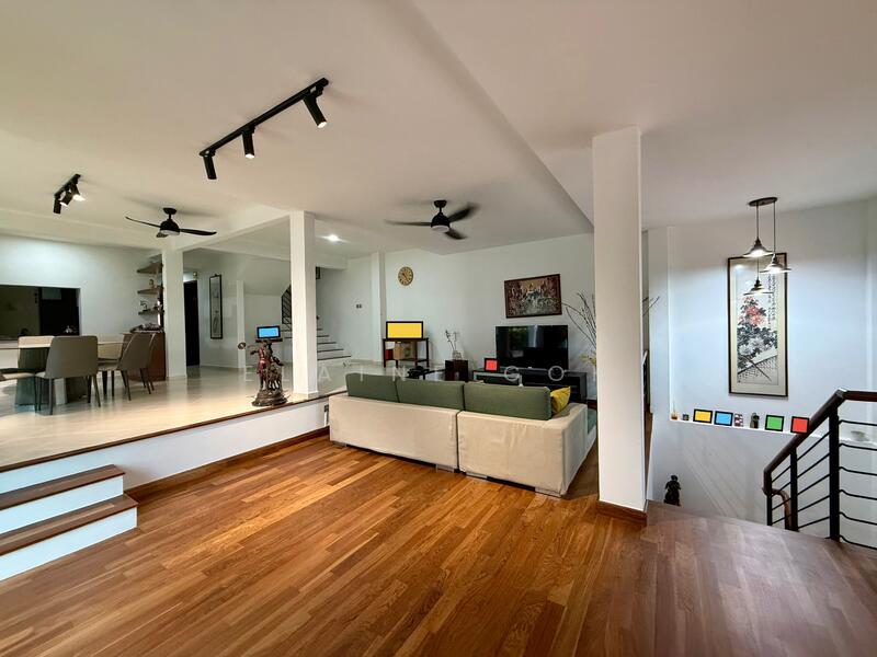 For Sale - Mount Sinai