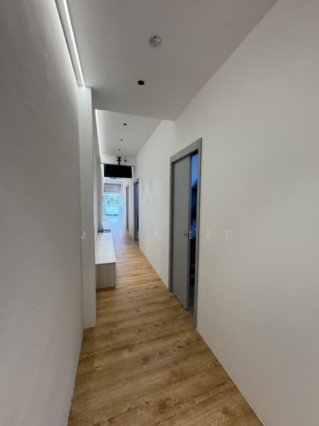 Centrium Square, 320 Serangoon Road, 950 sqft, Medical For Rent, by Julia Lee, 25549269 - CommercialGuru.com.sg