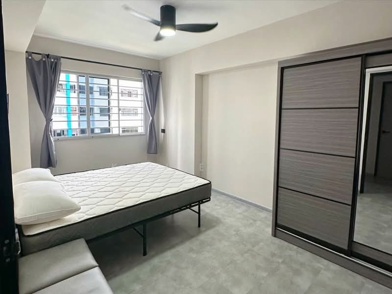 692B Choa Chu Kang Crescent, 692B Choa Chu Kang Crescent, Room Rental, 100 sqft, HDB Flat For Rent, by Karine Lee, 25549411 - PropertyGuru.com.sg