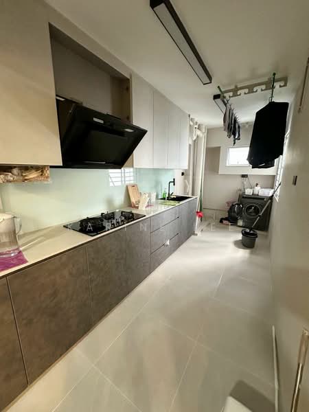 692B Choa Chu Kang Crescent, 692B Choa Chu Kang Crescent, Room Rental, 100 sqft, HDB Flat For Rent, by Karine Lee, 25549411 - PropertyGuru.com.sg