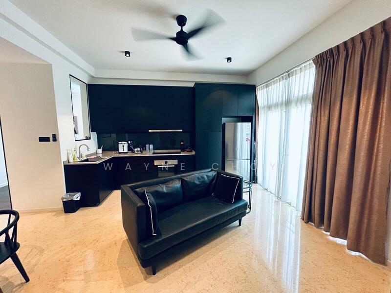 Living & Kitchen