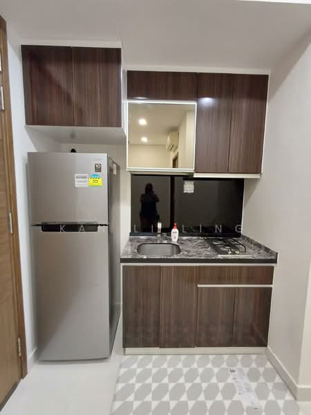 Loft @ Nathan, 31 Nathan Road, 1 Bedroom, 452 sqft, Condominium For Rent, by Kan Li Ling, 25549951 - Kitchen - PropertyGuru.com.sg