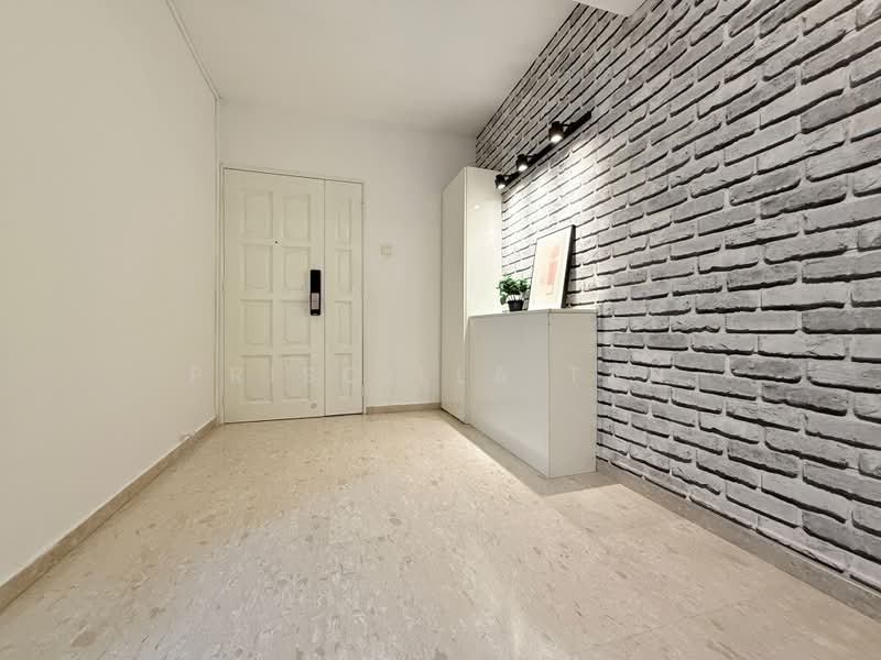 Pine Grove, 1B Pine Grove, Room Rental, 100 sqft, Condominium For Rent, by Priscilla Tan, 25550145 - Entrance - PropertyGuru.com.sg