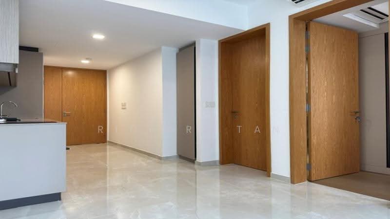 Penrose, 22 Sims Drive, Eunos / Geylang / Paya Lebar, 1 Bedroom, 474 sqft, Condominium For Sale, by Richard Tan, 25550163 - Corridor - PropertyGuru.com.sg