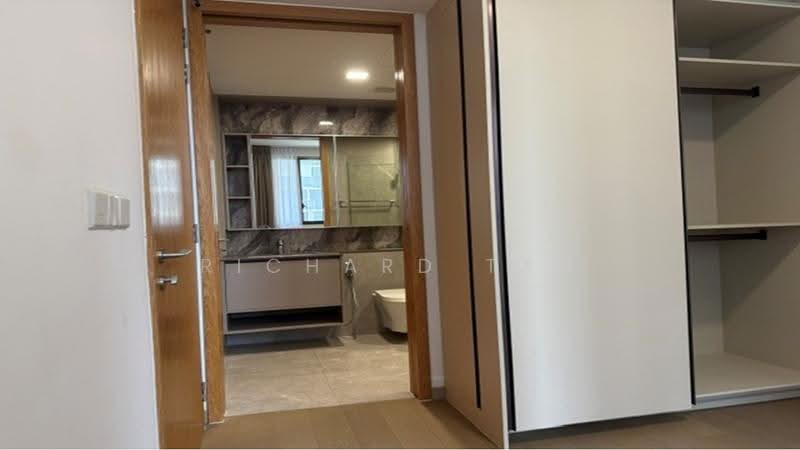 Penrose, 22 Sims Drive, Eunos / Geylang / Paya Lebar, 1 Bedroom, 474 sqft, Condominium For Sale, by Richard Tan, 25550163 - Bathroom - PropertyGuru.com.sg