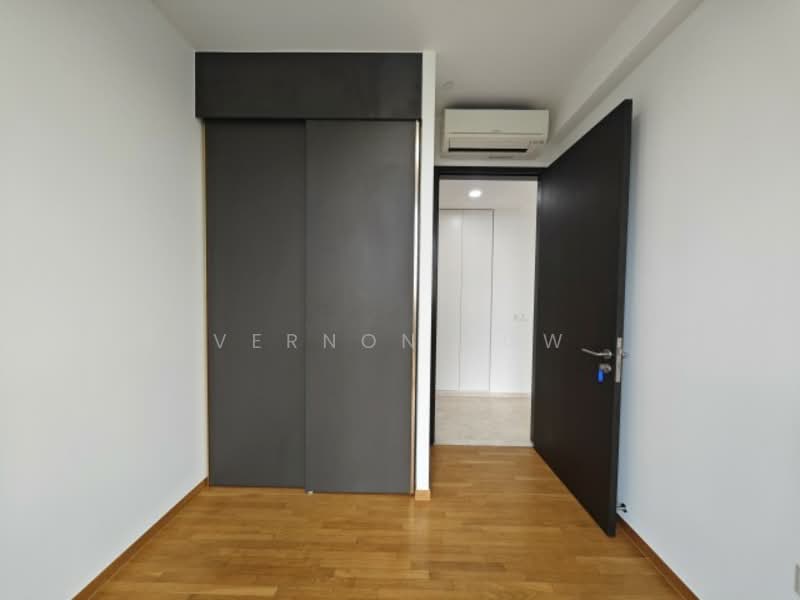 Park Colonial, 2 Woodleigh Lane, 4 Bedrooms, 1,249 sqft, Condominium For Rent, by Vernon Low, 25550350 - PropertyGuru.com.sg