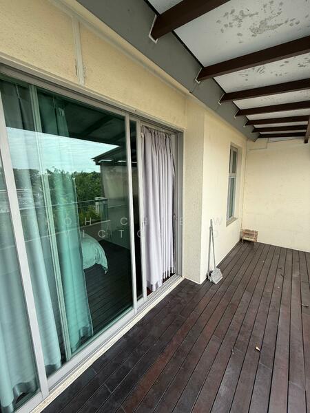 Springhill, Sembawang Walk, Room Rental, 250 sqft, Terraced House For Rent, by Koh Chee Wei (Victor Koh), 25550365 - Balcony - PropertyGuru.com.sg