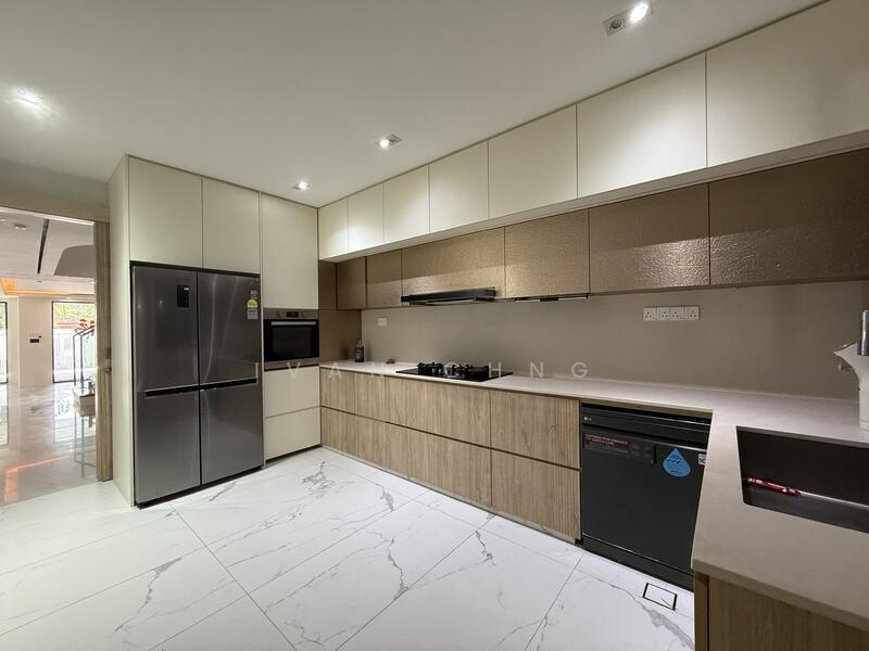 ⭐️⭐️LANDED7772@ Rare 6BR Freehold Semi Detached in Siglap Move In Ready Semi-Detached House For Sale at S$ 6,990,000 | PropertyGuru Singapore