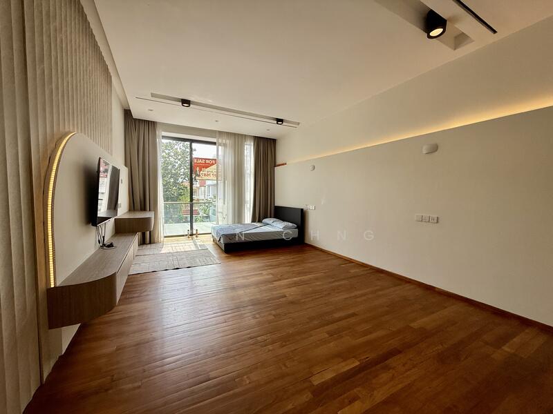 ⭐️⭐️LANDED7772@ Rare 6BR all ensuites Renovated Freehold Semi Detached in Siglap Move In Ready Semi-Detached House For Sale at S$ 6,990,000 | PropertyGuru Singapore