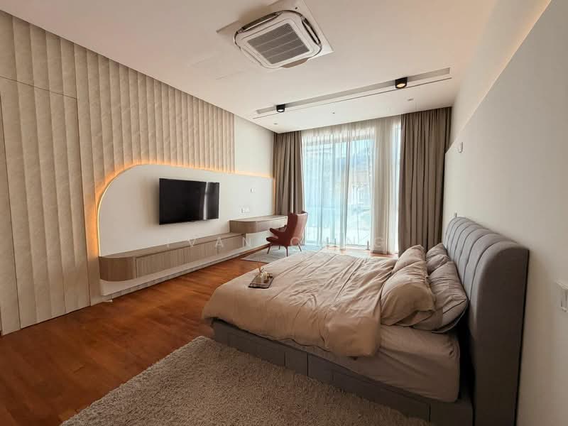 ⭐️⭐️LANDED7772@ Rare 6BR all ensuites Renovated Freehold Semi Detached in Siglap Move In Ready Semi-Detached House For Sale at S$ 6,990,000 | PropertyGuru Singapore