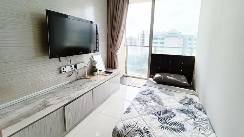 The Centris, 65 Jurong West Central 3, Room Rental, 100 sqft, Apartment For Rent, by Bespoke Habitat Pte Ltd, 25550810 - 11-51 CR1 - PropertyGuru.com.sg