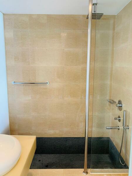 The Clift, 21 McCallum Street, 1 Bedroom, 495 sqft, Condominium For Rent, by Trisha Lee, 25551113 - Bathroom - PropertyGuru.com.sg