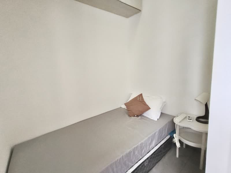 Livia, 71 Pasir Ris Grove, Room Rental, 100 sqft, Condominium For Rent, by Kerrine Thong, 25551118 - PropertyGuru.com.sg