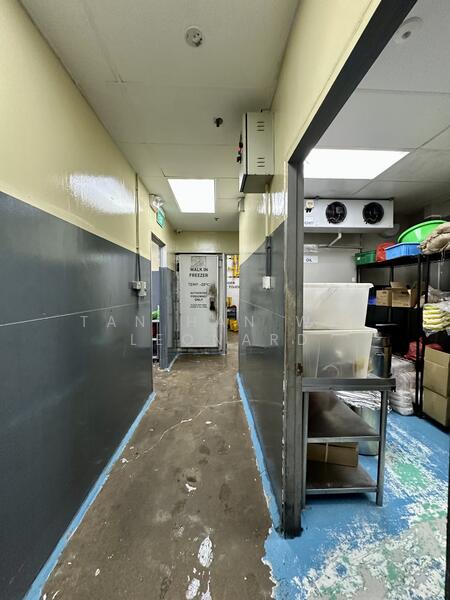 Mandai Foodlink, 5 Mandai Link, 4,026 sqft, Factory / Workshop (B2) For Sale, by Tan Han Wei Leonard, 25551241 - Corridor - CommercialGuru.com.sg