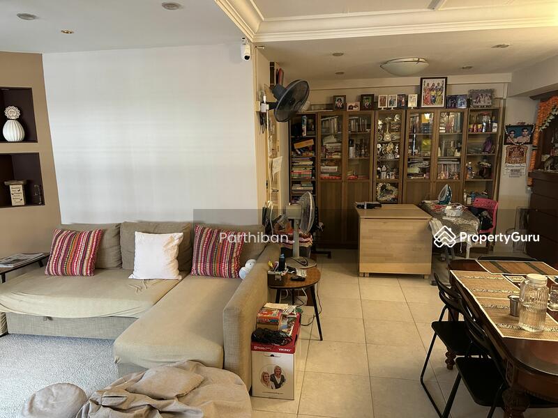 For Sale - 476 Sembawang Drive