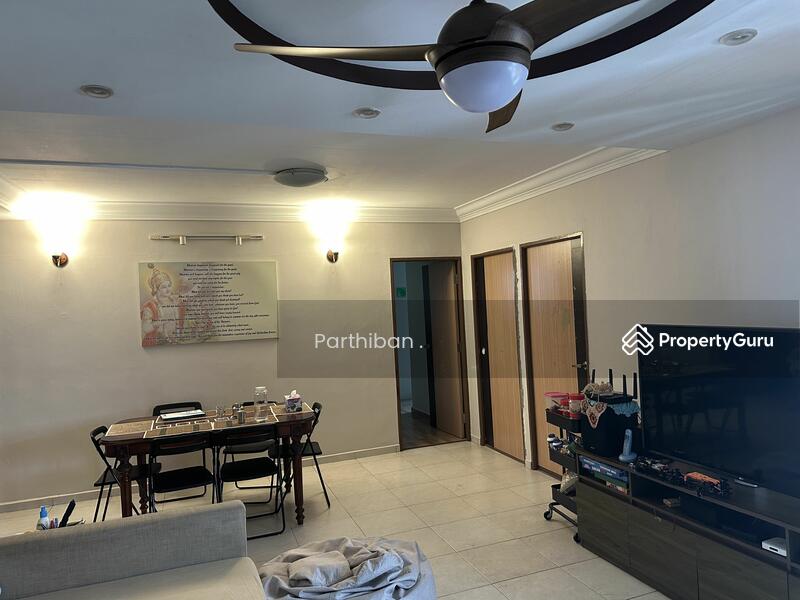 For Sale - 476 Sembawang Drive