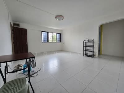 For Rent - 709 Hougang Avenue 2