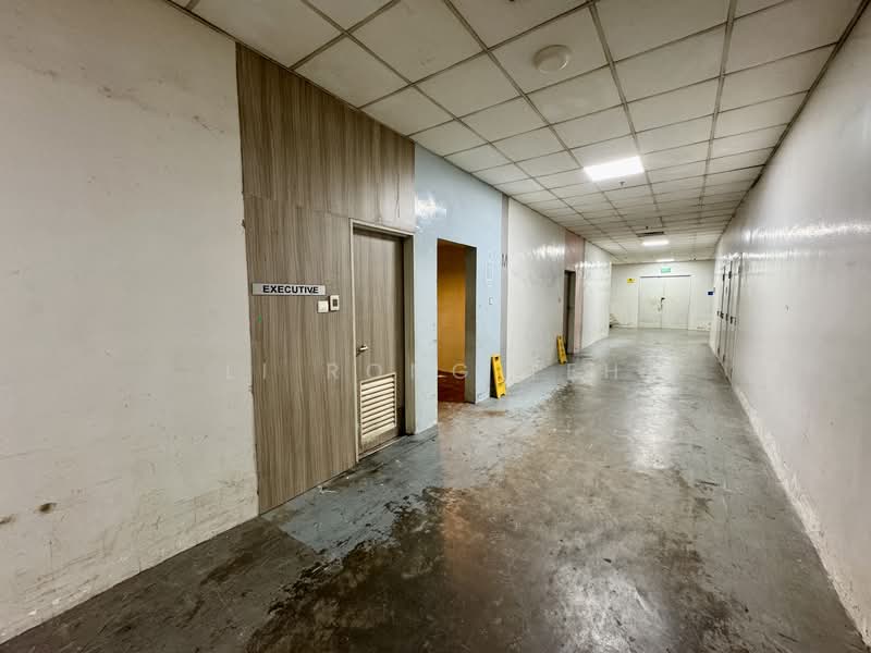 Pantech Business Hub, 196 Pandan Loop, 510 sqft, Factory / Workshop (B2) For Rent, by Li Rong Teh, 25551365 - Corridor - CommercialGuru.com.sg