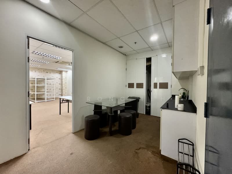 Pantech Business Hub, 196 Pandan Loop, 510 sqft, Factory / Workshop (B2) For Rent, by Li Rong Teh, 25551365 - Interior - CommercialGuru.com.sg
