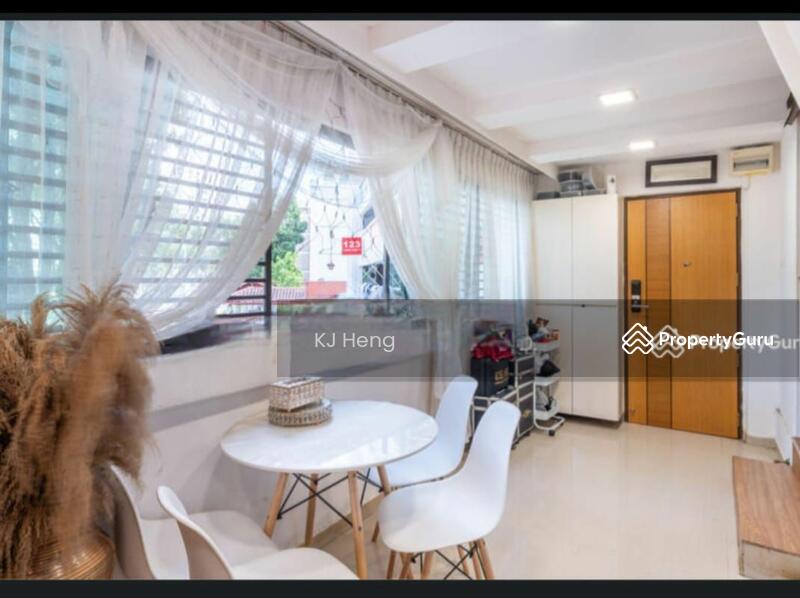 For Sale - 123 Yishun Street 11