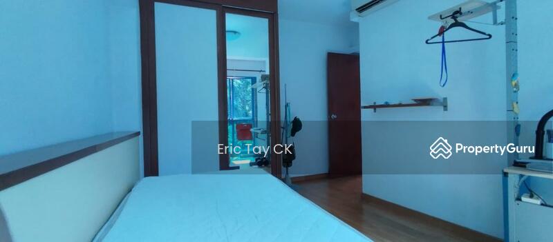 For Rent - 468D Admiralty Drive